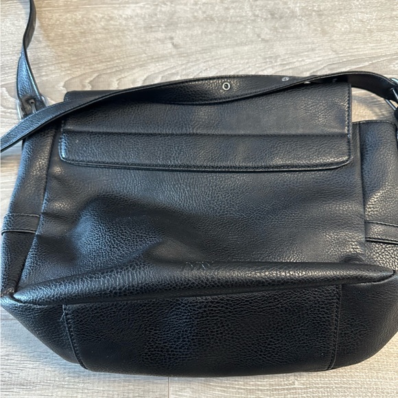 Matt & Nat Purse - Picture 2 of 6